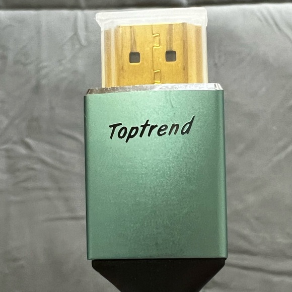 4K HDMI Cables 2.0 6ft 24Gbps,4K 60Hz 2K 144Hz HDR 3 available $20 each 3 $45. - Picture 3 of 5